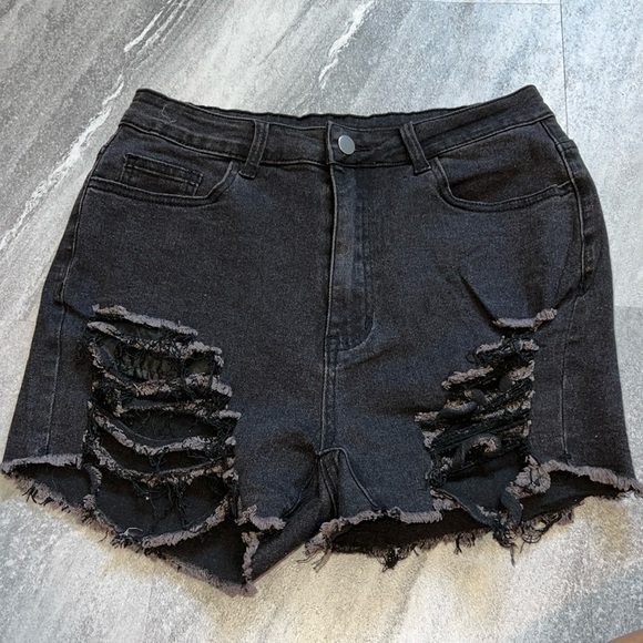 SHEIN Pants - Shein Curve 0XL black high rise ripped denim shorts jean shorts stretchy